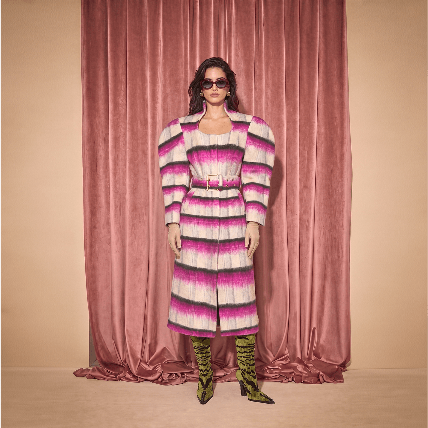 THE PARLOUR COAT